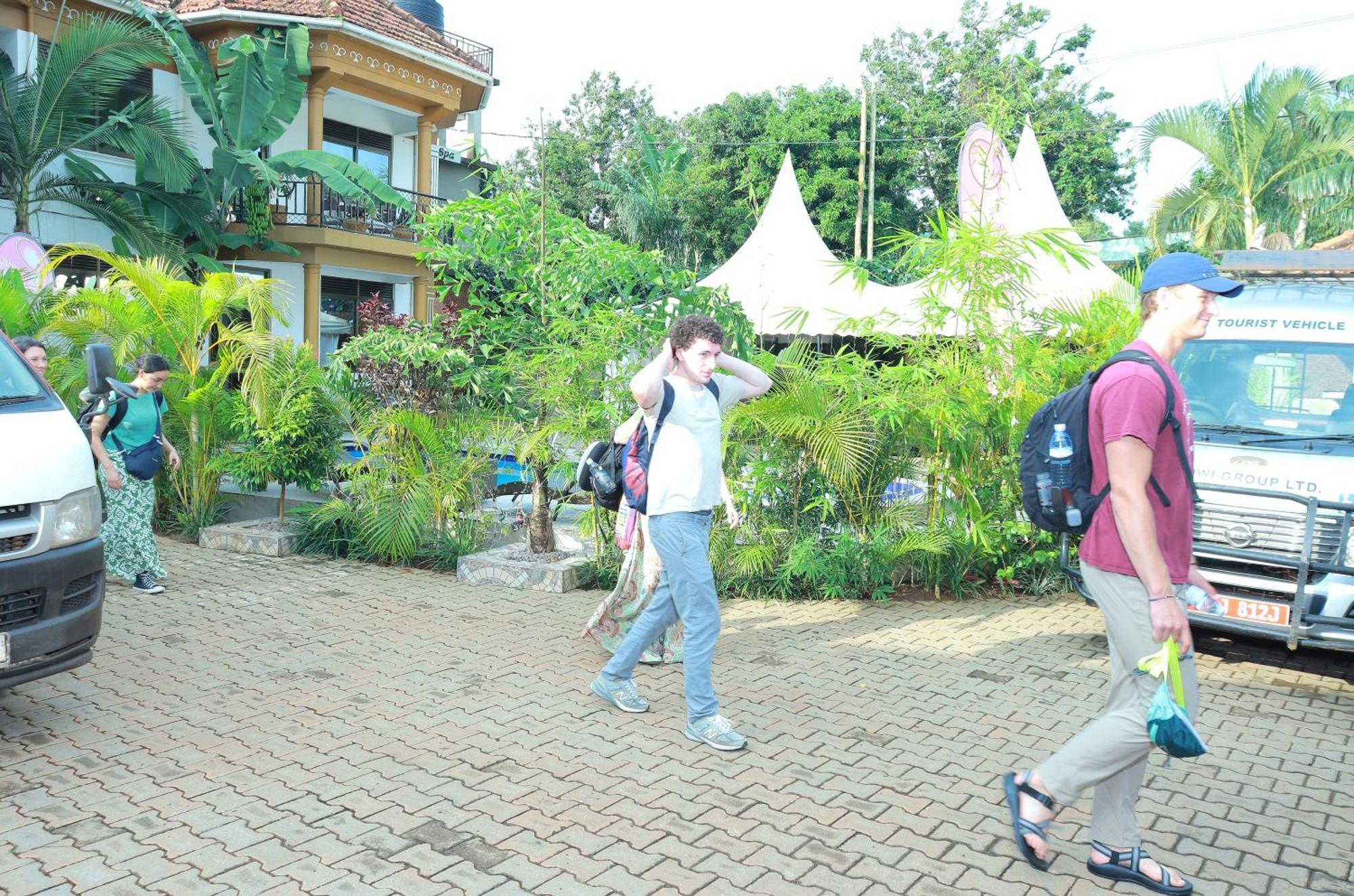 Mowicribs Hotel And Spa Entebbe Kültér fotó