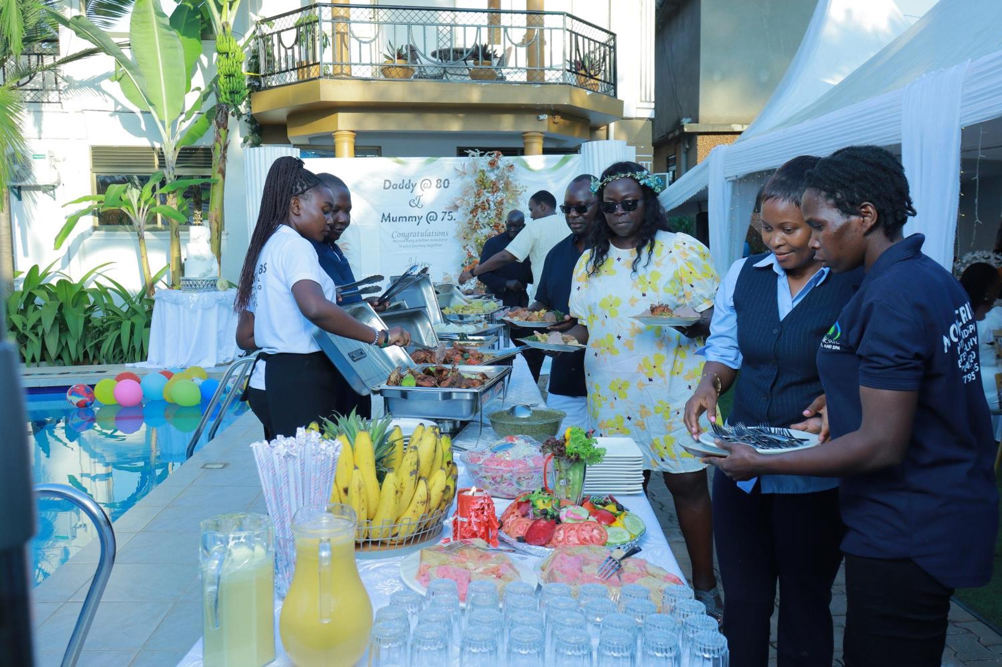 Mowicribs Hotel And Spa Entebbe Kültér fotó