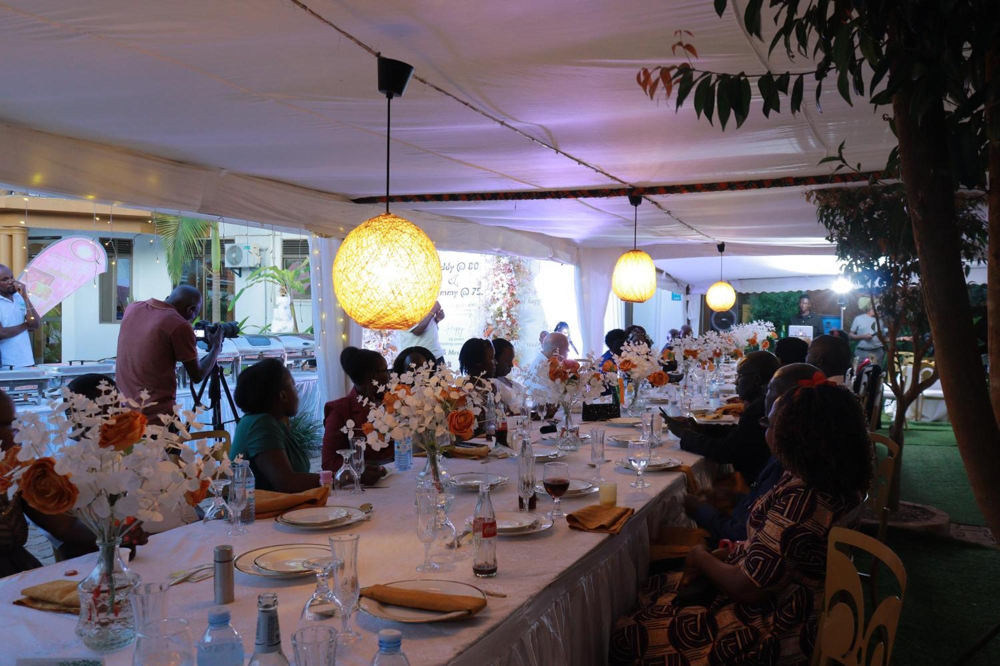 Mowicribs Hotel And Spa Entebbe Kültér fotó