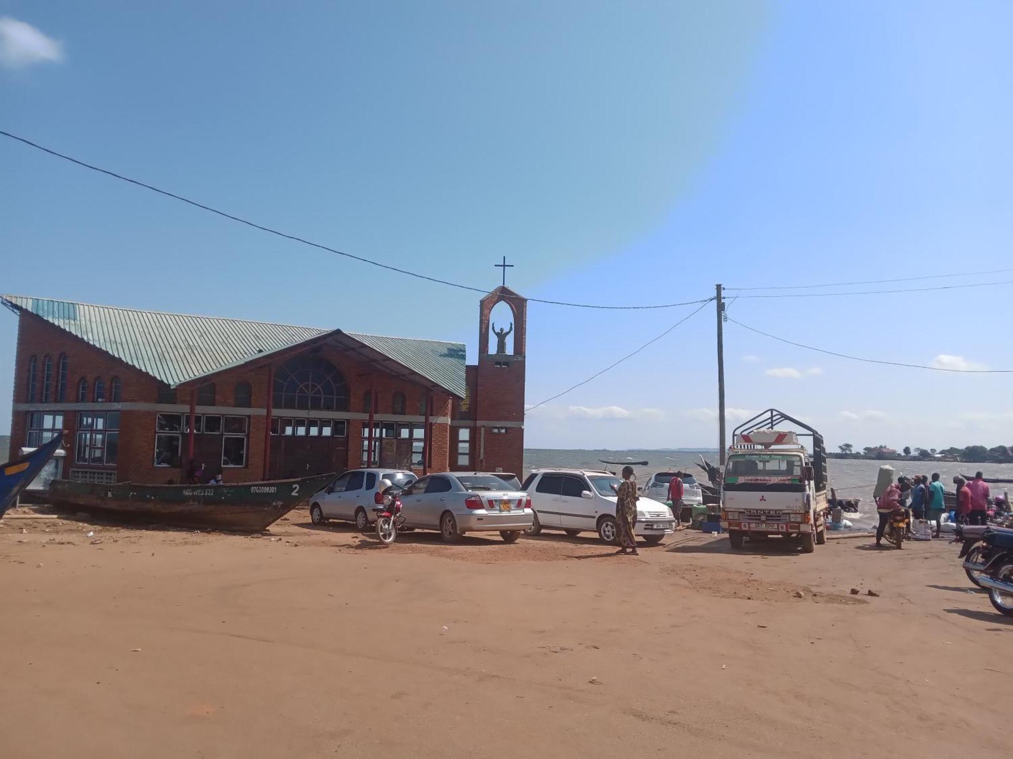 Mowicribs Hotel And Spa Entebbe Szoba fotó